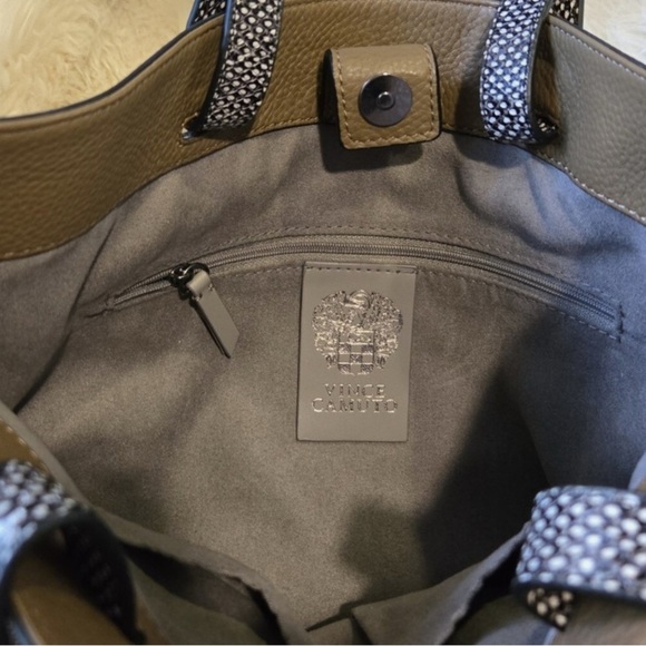 NWOT Leather Vince Camuto Tumbled Casia Tan Tote Large - Picture 4 of 4